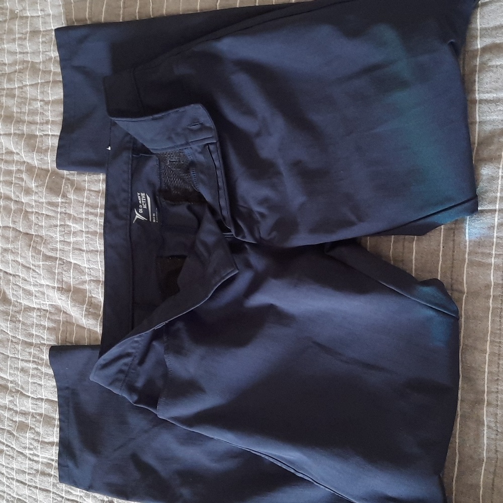 Old Navy Active Go-Dry 30x32